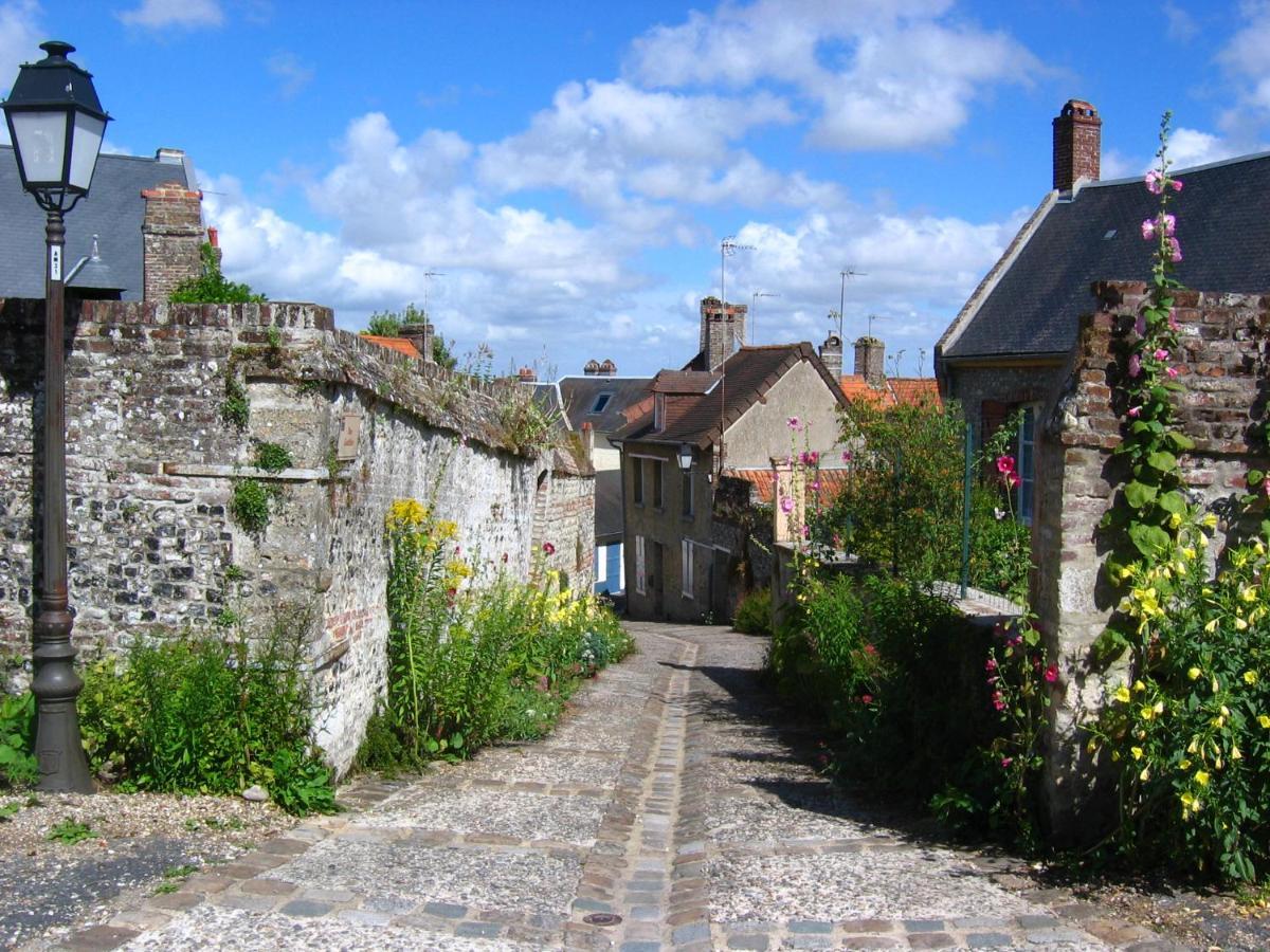 "Chez Michel " Les Gites De Sery Bouillancourt-en-Sery Exterior foto